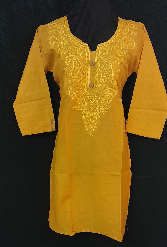 Womens Self Embroidered Kurta With 3/4 Sleeves